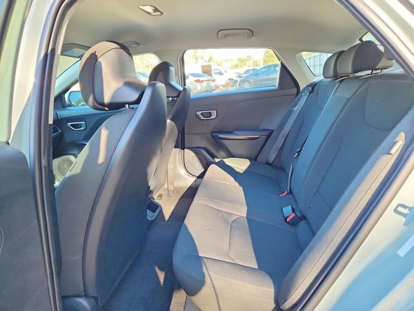 2026 KIA K4 LX, LXS