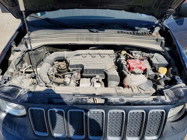 2022 JEEP RENEGADE LATITUDE 4X4