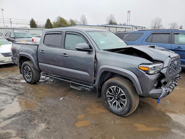 2021 TOYOTA TACOMA SR5