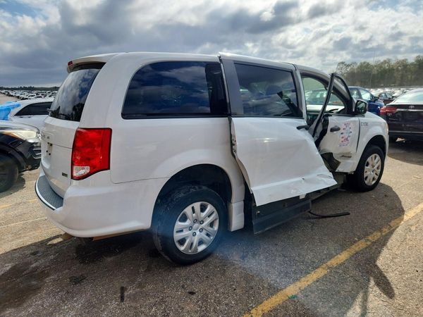 2019 DODGE GRAND CARAVAN SE