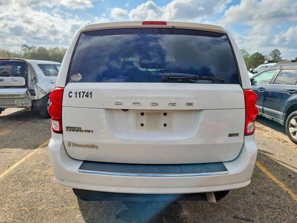 2019 DODGE GRAND CARAVAN SE