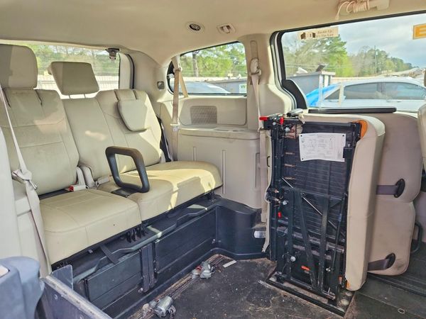 2019 DODGE GRAND CARAVAN SE