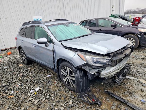 2018 SUBARU OUTBACK Limited+M/R+ES+NAVI — Passenger 3/4