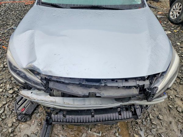 2018 SUBARU OUTBACK Limited+M/R+ES+NAVI — Engine bay