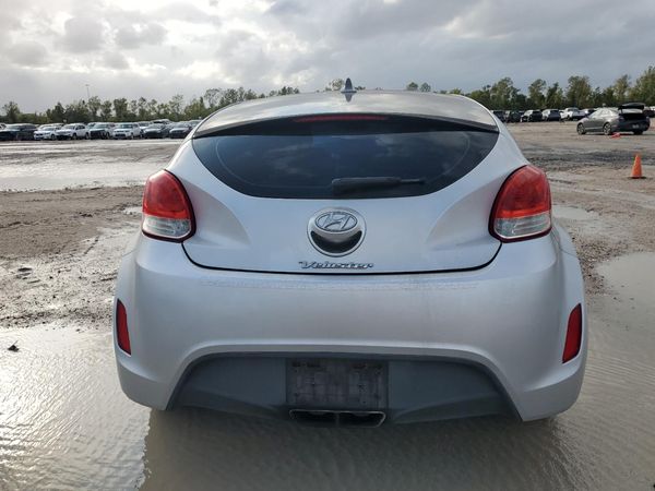 2013 HYUNDAI VELOSTER