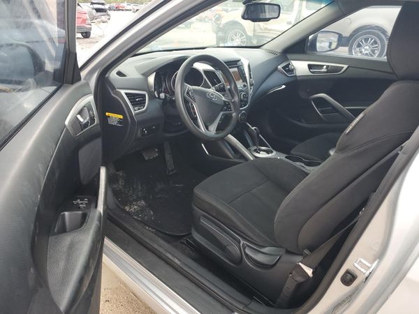 2013 HYUNDAI VELOSTER