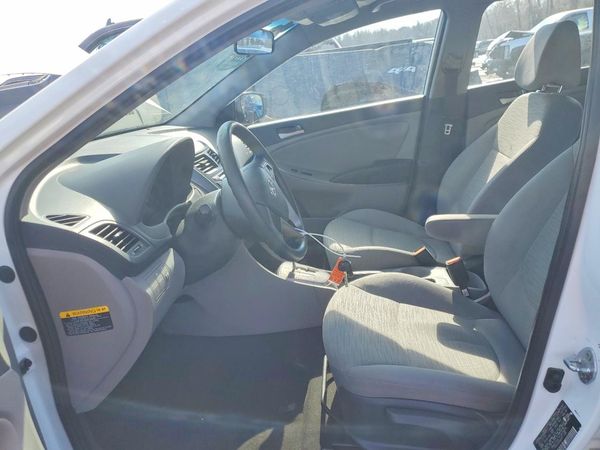 2015 HYUNDAI ACCENT