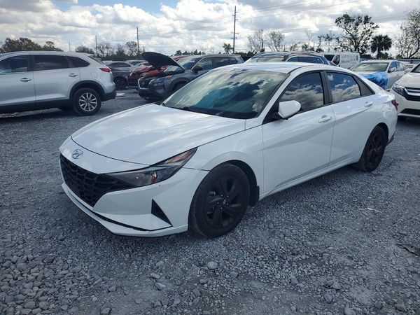 2021 HYUNDAI ELANTRA