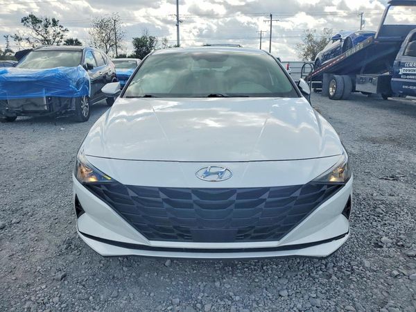 2021 HYUNDAI ELANTRA