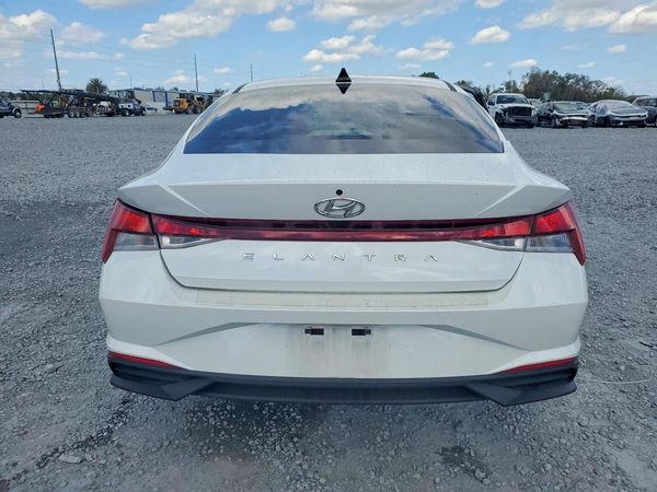2021 HYUNDAI ELANTRA