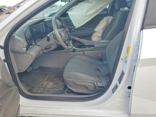 2021 HYUNDAI ELANTRA