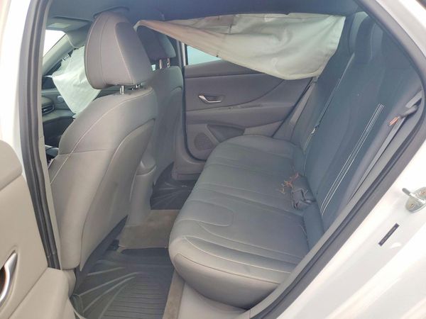 2021 HYUNDAI ELANTRA