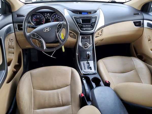 2013 HYUNDAI ELANTRA