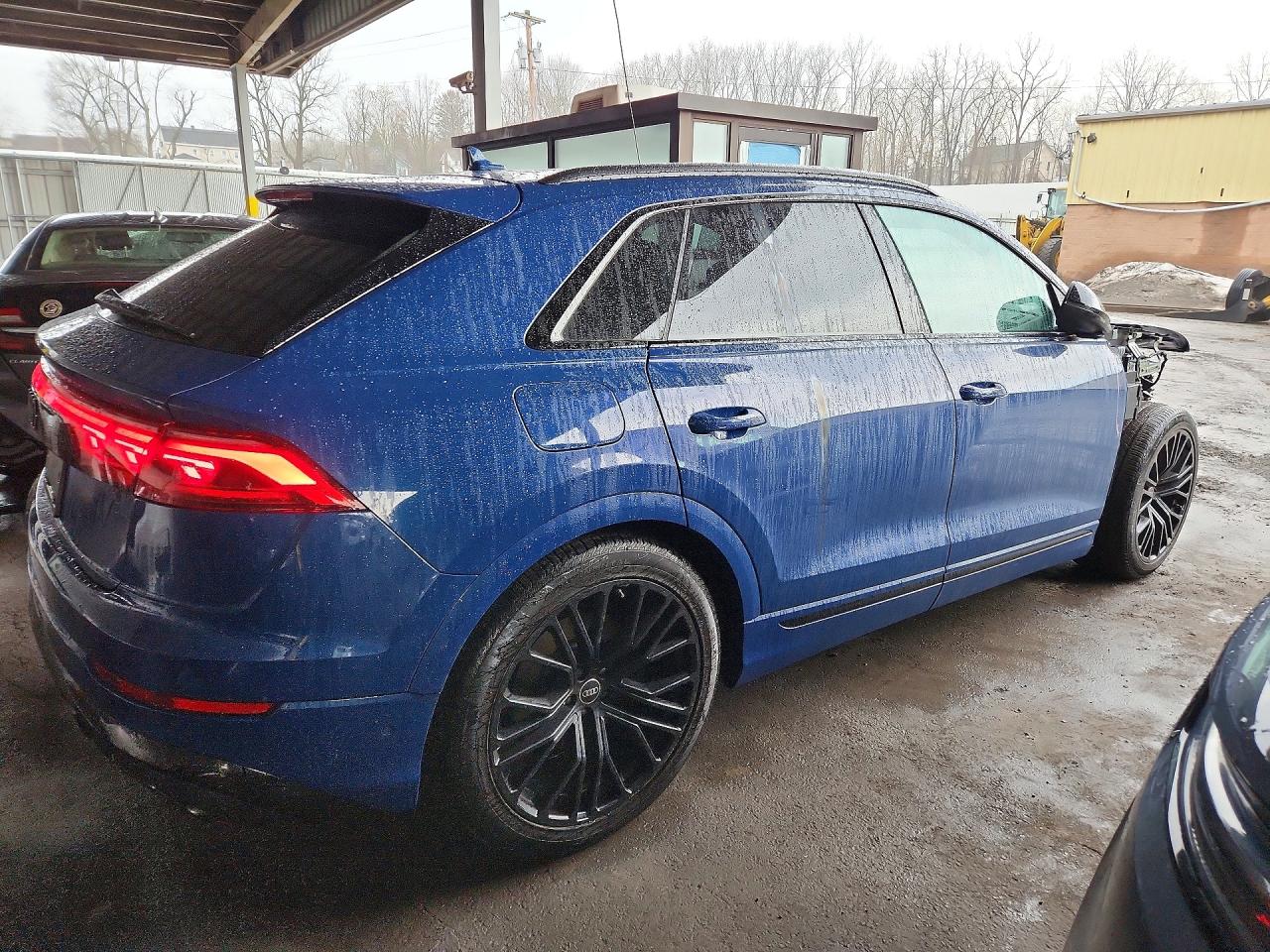 2025 AUDI SQ8
