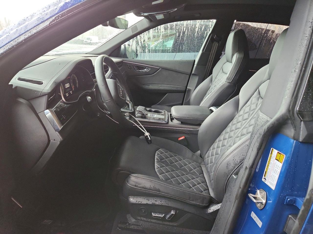 2025 AUDI SQ8