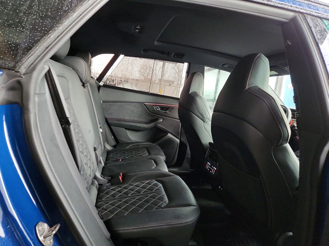 2025 AUDI SQ8