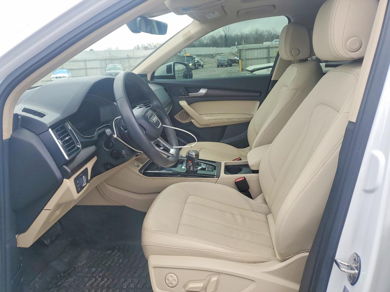 2023 AUDI Q5 quattro Premium Plus