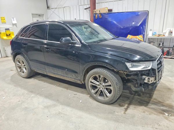 2016 AUDI Q3