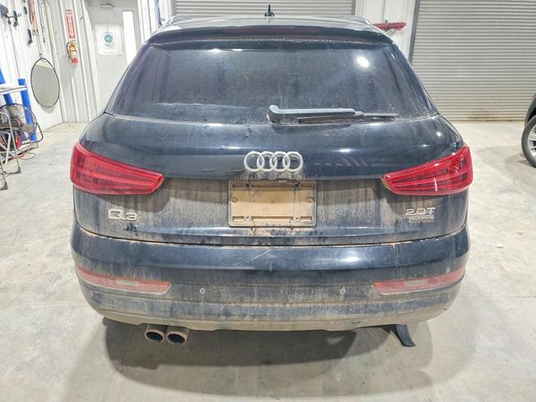 2016 AUDI Q3