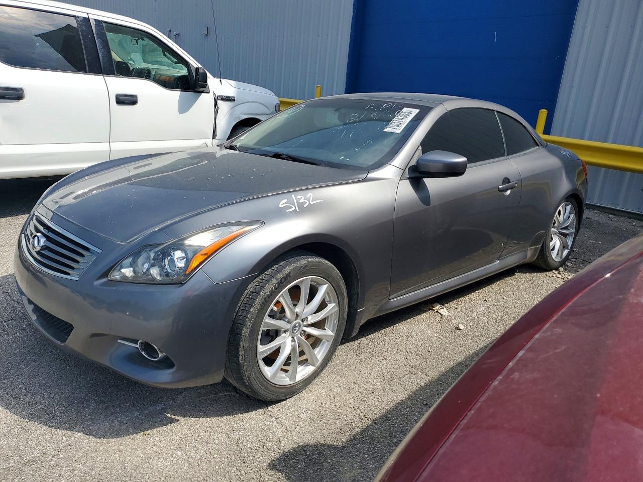 INFINITI G37