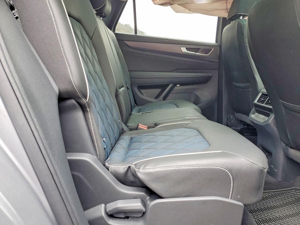 2025 VOLKSWAGEN ATLAS CROSS SPORT