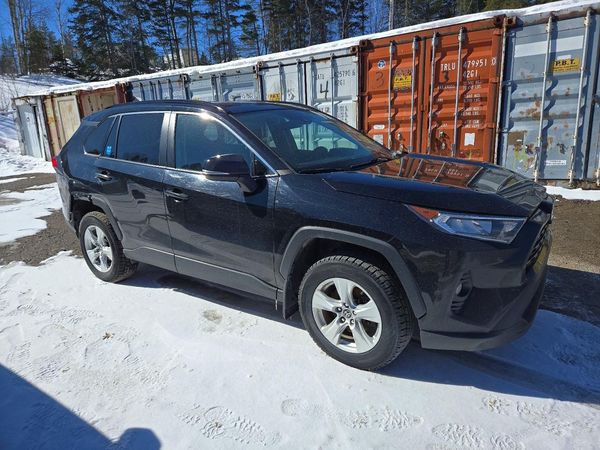 2021 TOYOTA RAV4 XLE HV