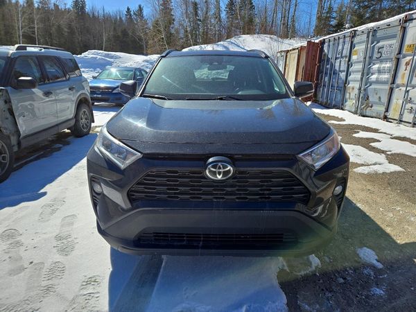 2021 TOYOTA RAV4 XLE HV