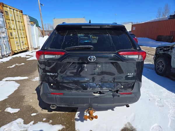 2021 TOYOTA RAV4 XLE HV