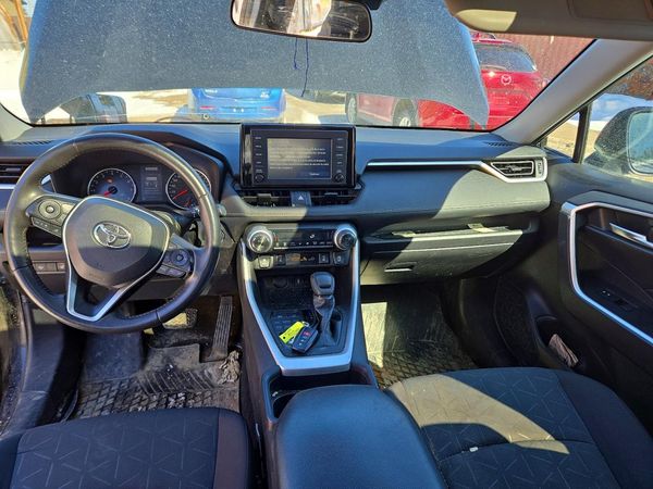 2021 TOYOTA RAV4 XLE HV