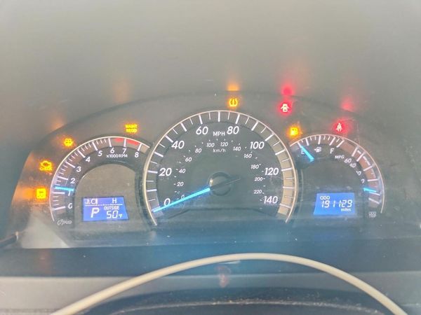 2012 TOYOTA CAMRY