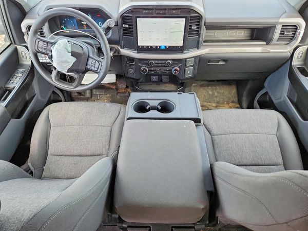2024 FORD F150