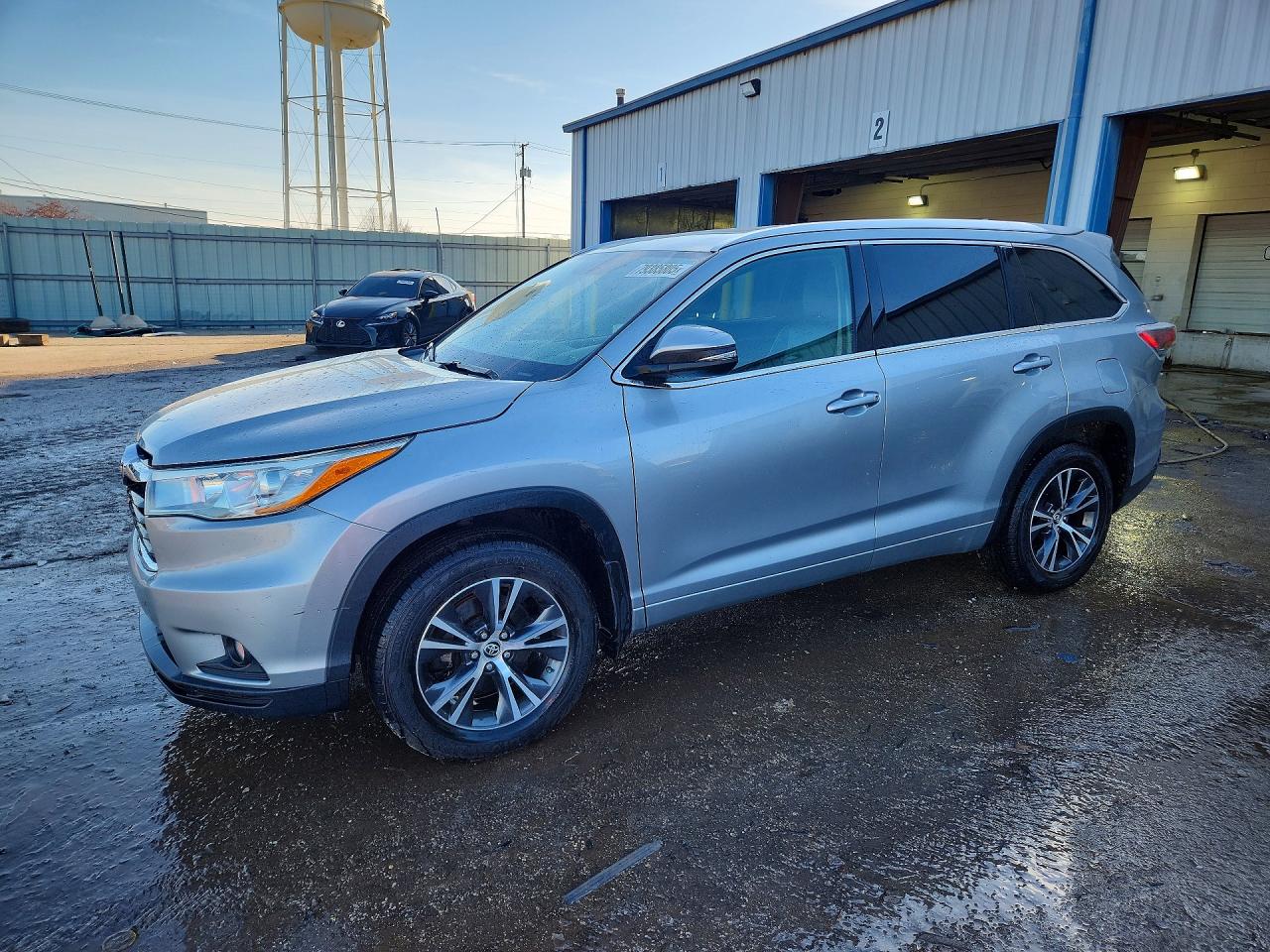 2016 TOYOTA HIGHLANDER Base/Hybrid