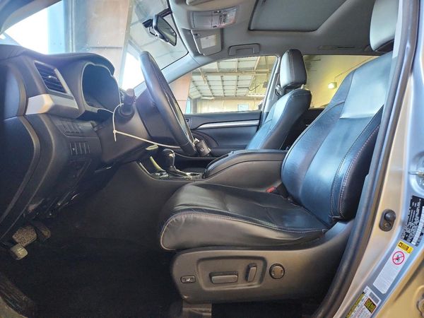 2016 TOYOTA HIGHLANDER Base/Hybrid