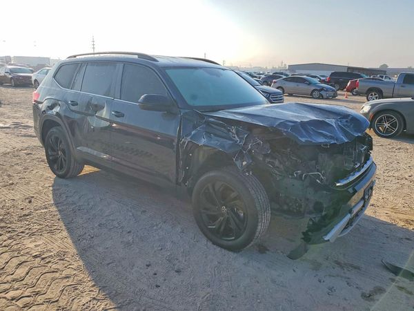 2023 VOLKSWAGEN ATLAS SE w/ Tech — Passenger 3/4