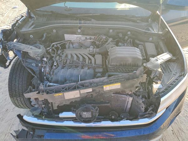 2023 VOLKSWAGEN ATLAS SE w/ Tech — Engine bay