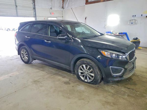 2017 KIA SORENTO L, LX