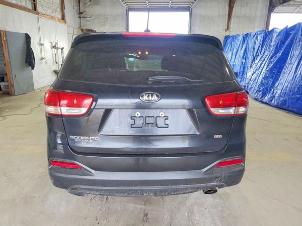 2017 KIA SORENTO L, LX