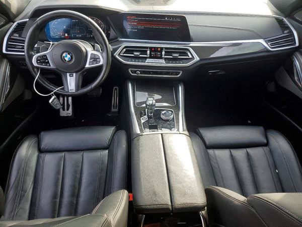 2020 BMW X6 M50i