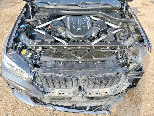 2020 BMW X6 M50i