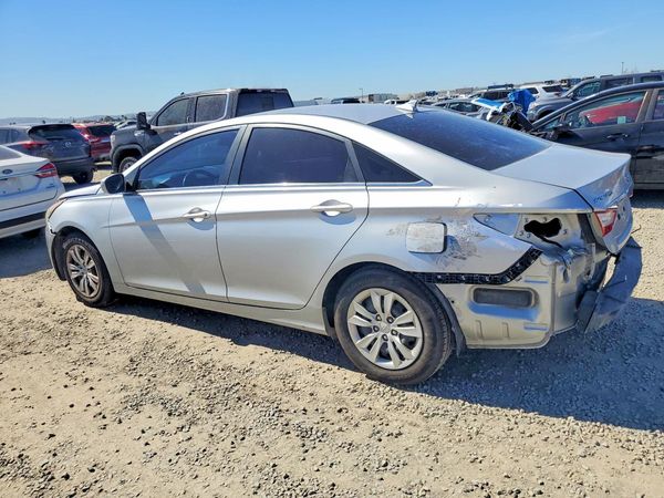 2012 HYUNDAI SONATA