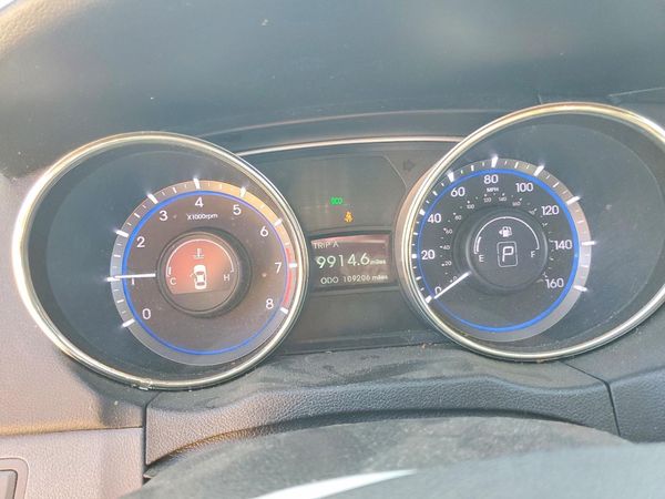2012 HYUNDAI SONATA
