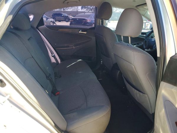 2012 HYUNDAI SONATA