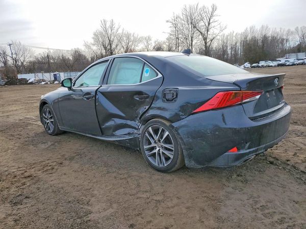 2018 LEXUS IS 300