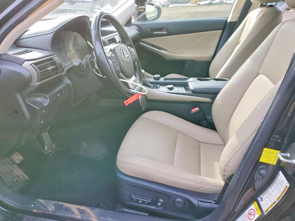 2018 LEXUS IS 300