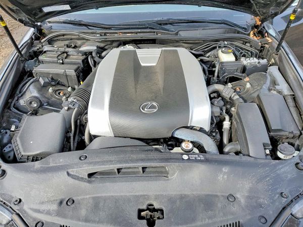 2018 LEXUS IS 300