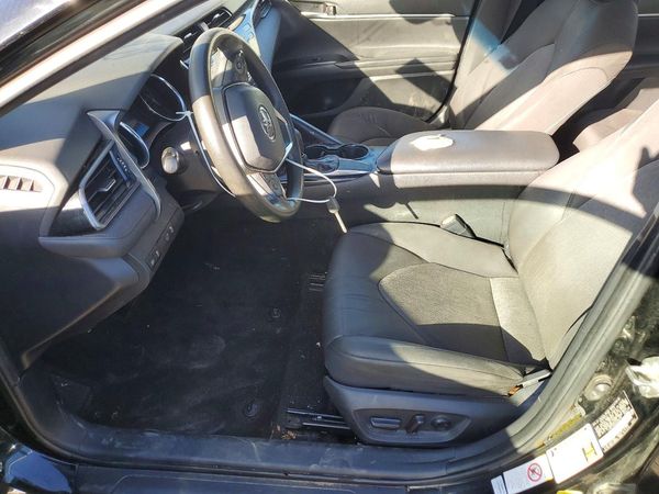 2019 TOYOTA CAMRY