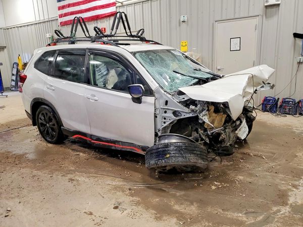 2020 SUBARU FORESTER Sport Base+ES+KA — Passenger 3/4