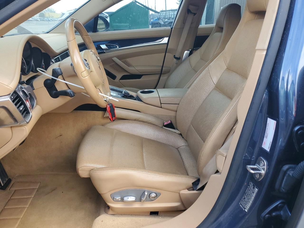 2014 PORSCHE PANAMERA Base (2WD), 4 (4WD)