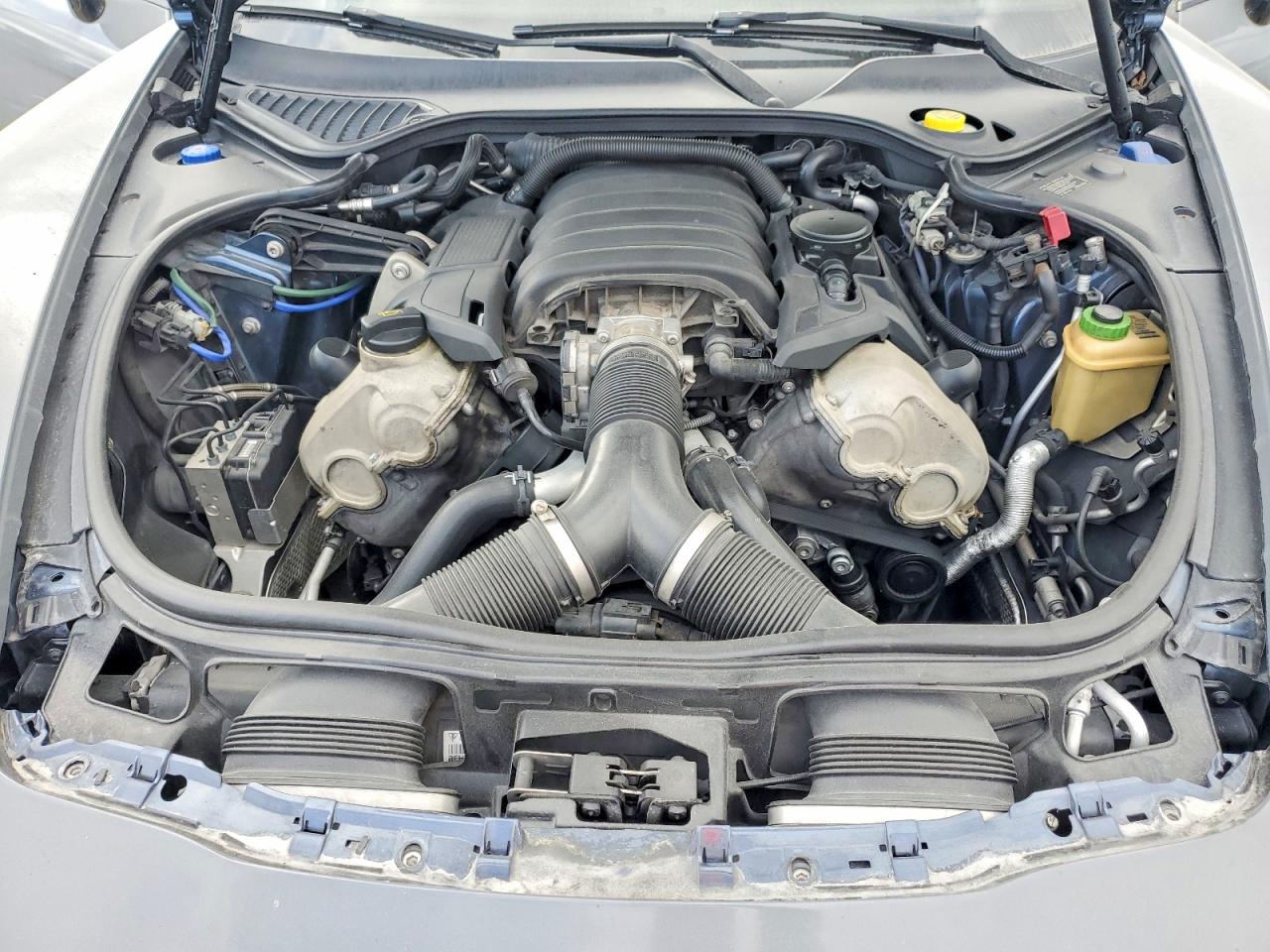 2014 PORSCHE PANAMERA Base (2WD), 4 (4WD)