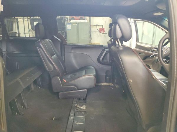 2016 DODGE GRAND CARAVAN R/T